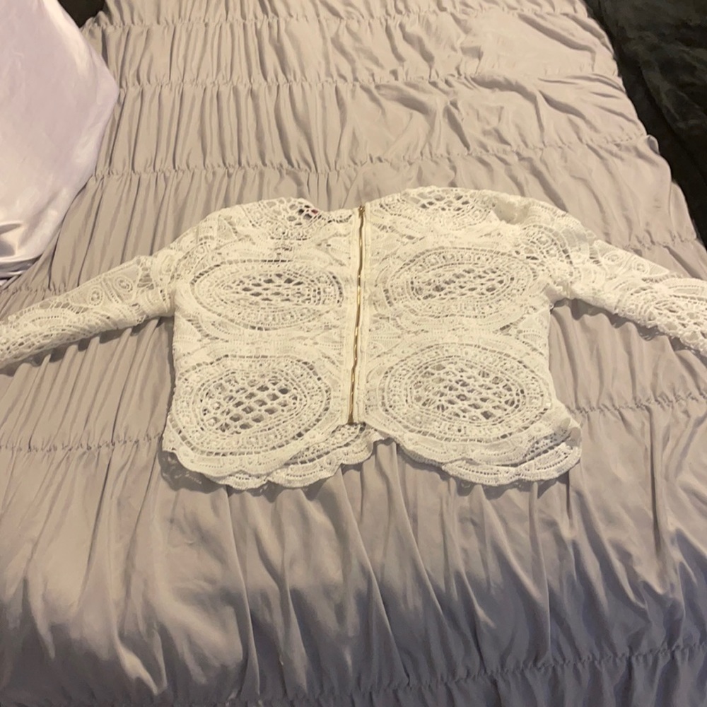 White lace top sz large